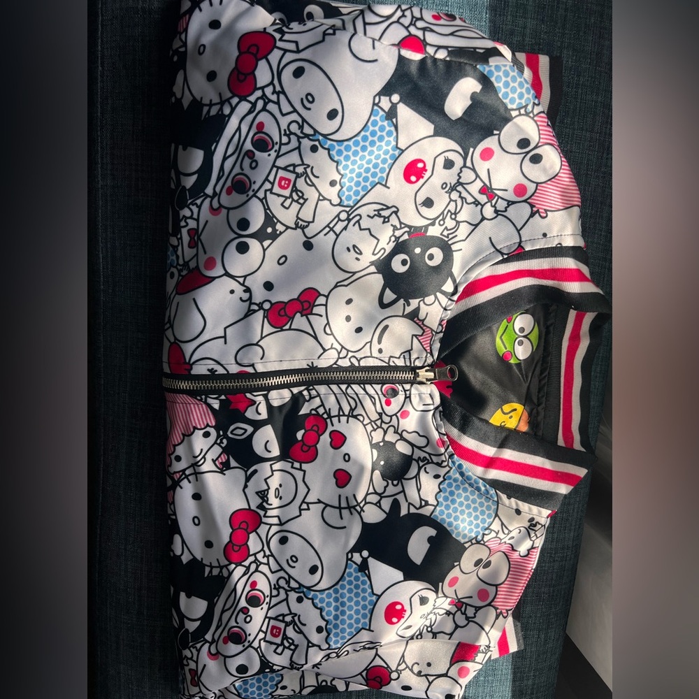 Japan LA Hello Kitty Sanrio lightly used Reversible Satin Bomber Jacket - Picture 7 of 9